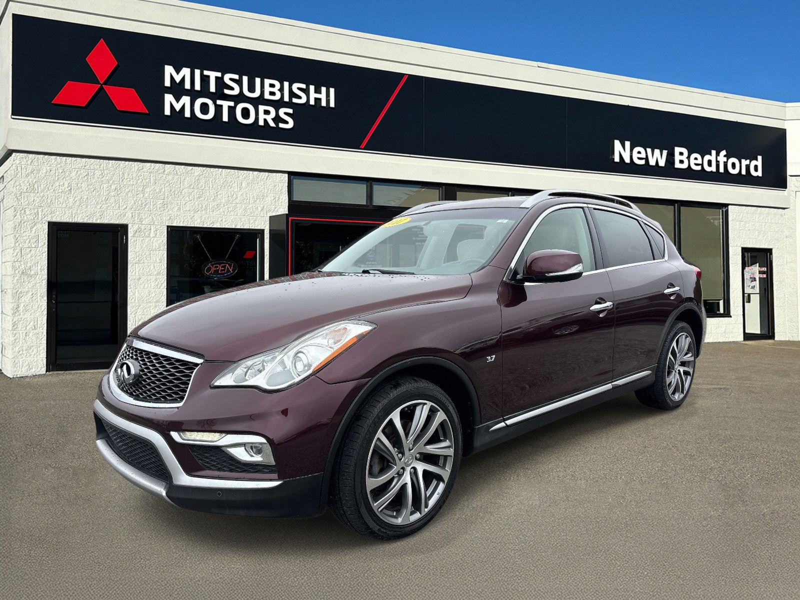 Used 2017 INFINITI QX50 AWD w/ Premium Plus Package image 1