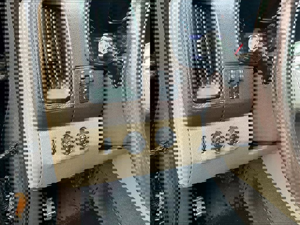 Used 2019 GMC Canyon SLT w/ Driver Alert Package AWD/4WD image 25