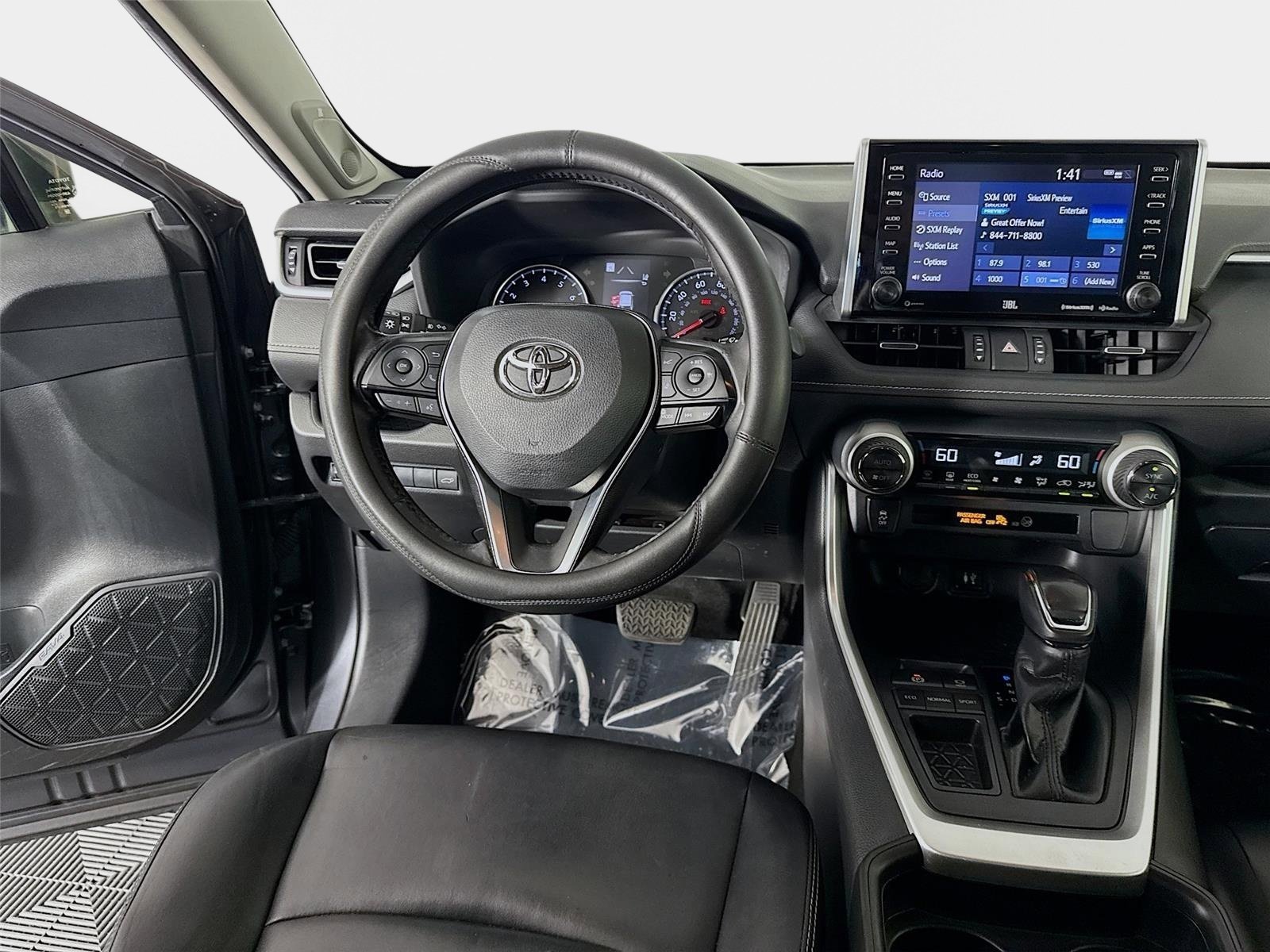 Used 2019 Toyota RAV4 XLE Premium FWD image 23