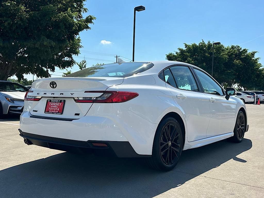 New 2026 Toyota Camry SE w/ Convenience Package FWD image 5