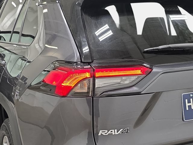 Certified 2024 Toyota RAV4 LE AWD/4WD image 29