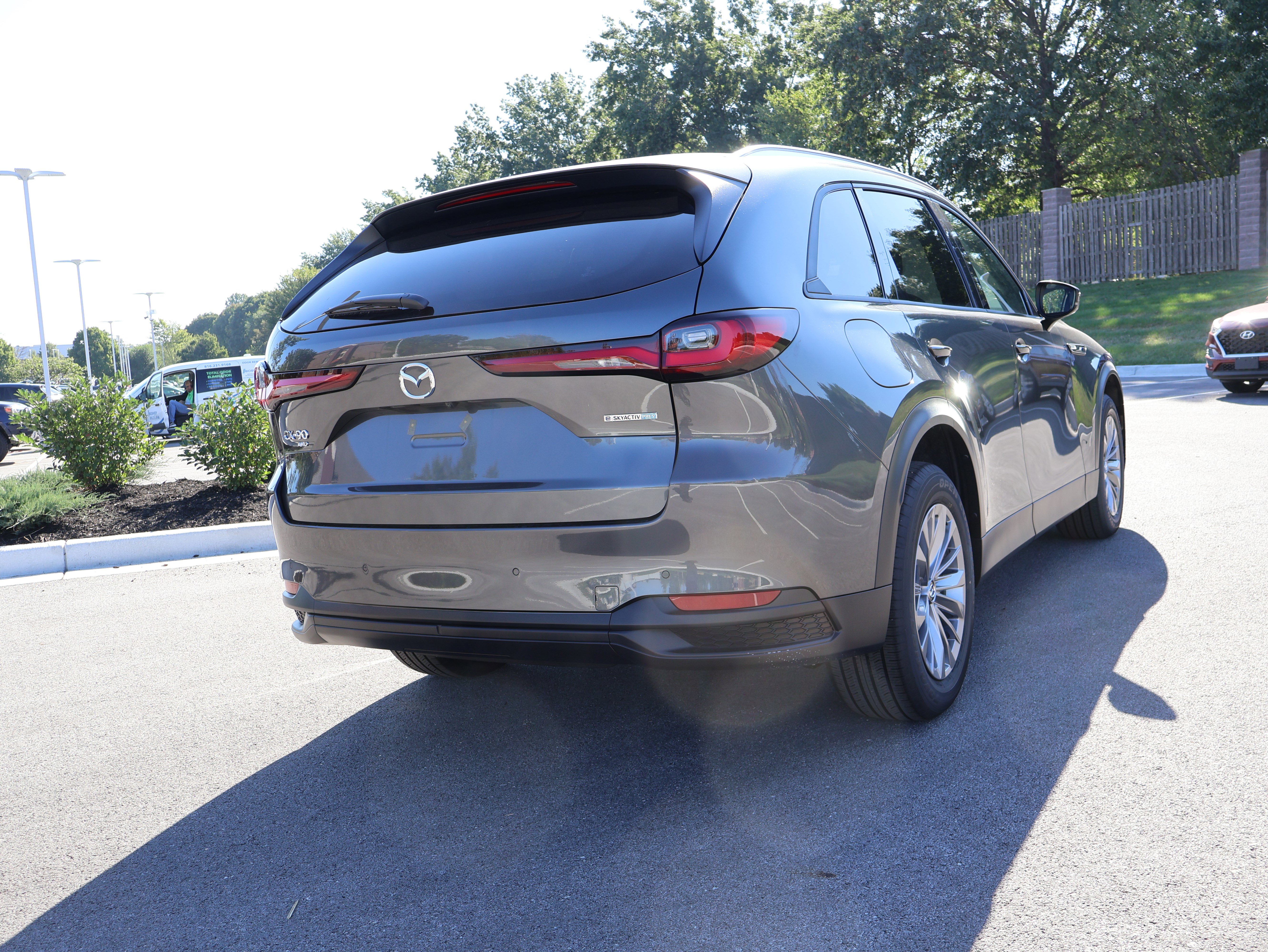 New 2025 MAZDA CX-90 Plug-In Hybrid w/ Preferred image 10