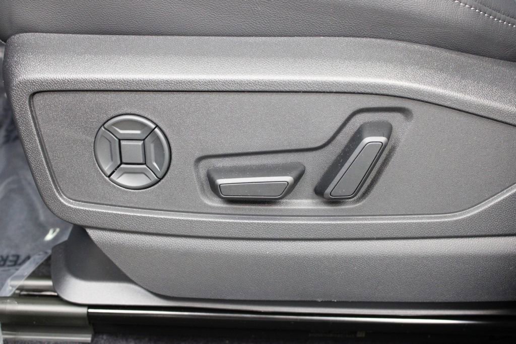 New 2025 Audi Q5 Premium Plus AWD/4WD image 19