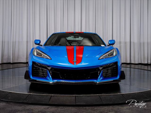 Used 2025 Chevrolet Corvette Z06 w/ Z07 Performance Package RWD image 4