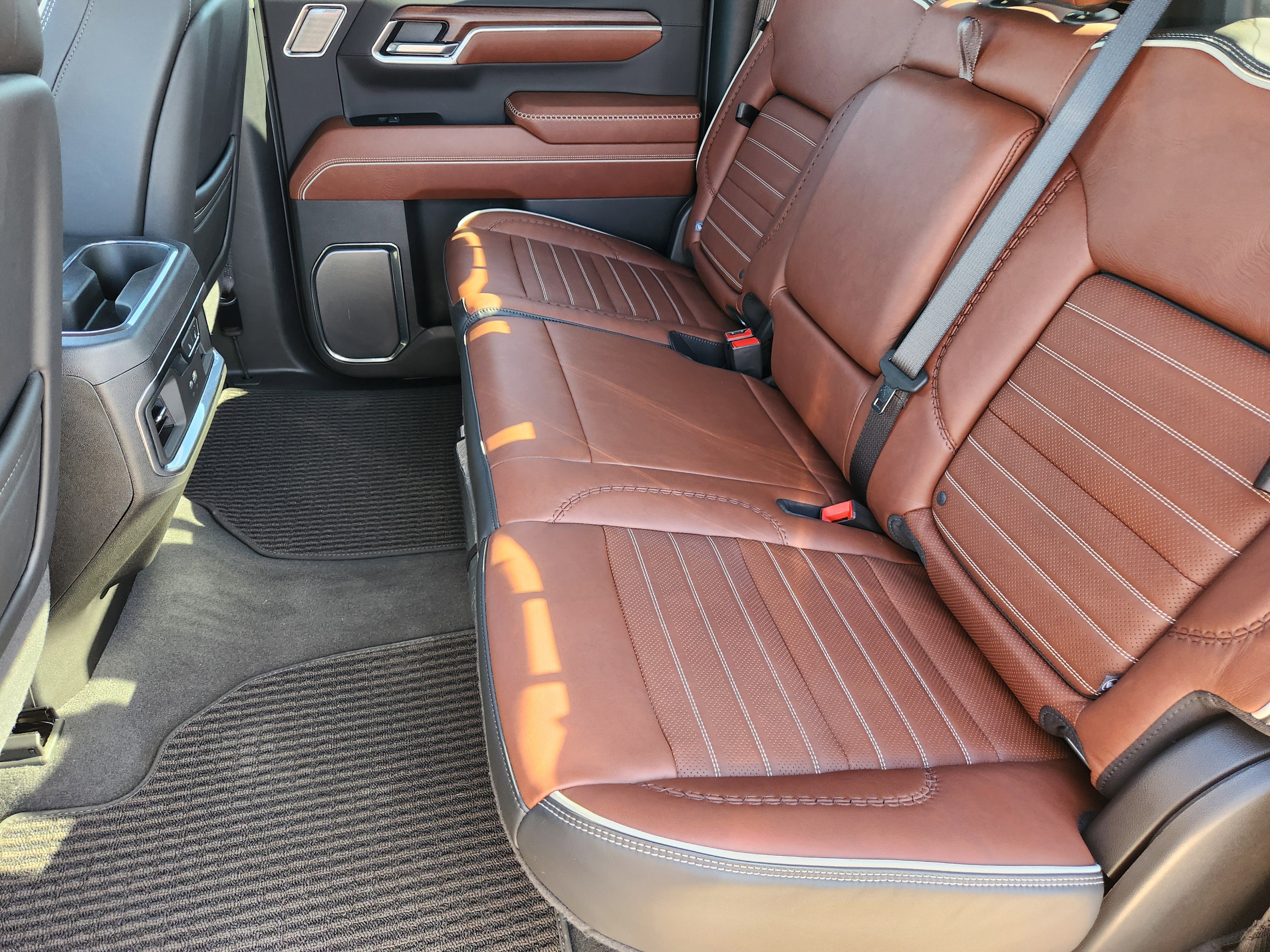 Used 2024 GMC Sierra 1500 Denali Ultimate image 37