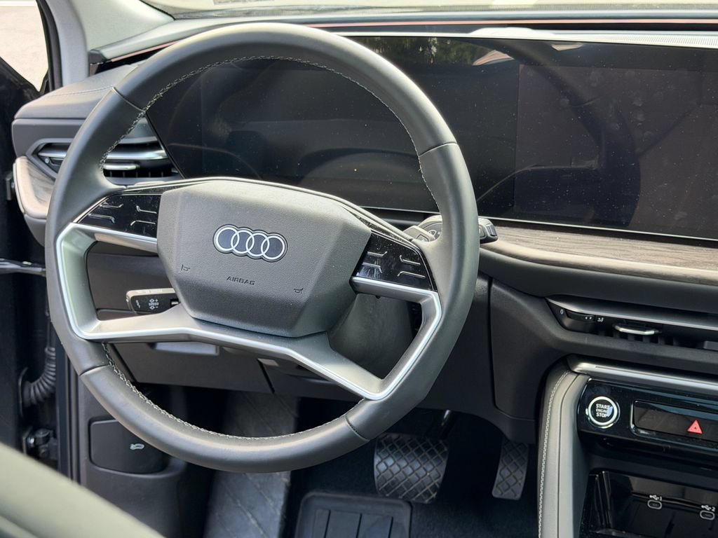 Used 2025 Audi Q5 Premium w/ Premium Plus AWD/4WD image 24