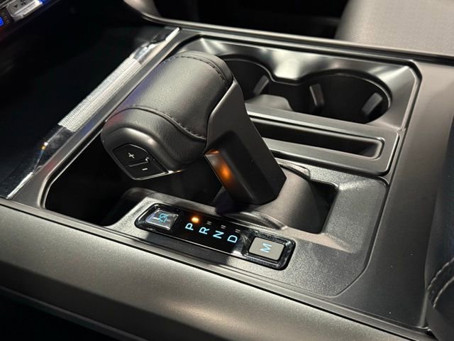 Used 2025 Ford F150 Lariat w/ Equipment Group 501A Mid image 32