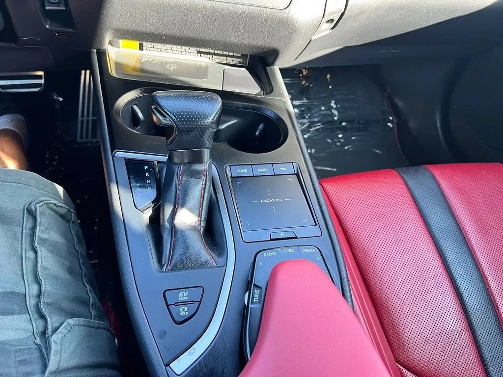 Used 2020 Lexus UX 250h F Sport AWD/4WD image 27
