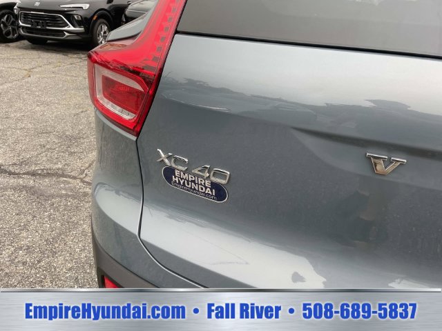 Used 2020 Volvo XC40 T5 Inscription w/ Protection Package AWD/4WD image 5