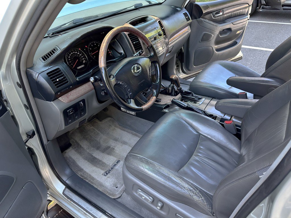 Used 2004 Lexus GX 470 AWD/4WD image 18