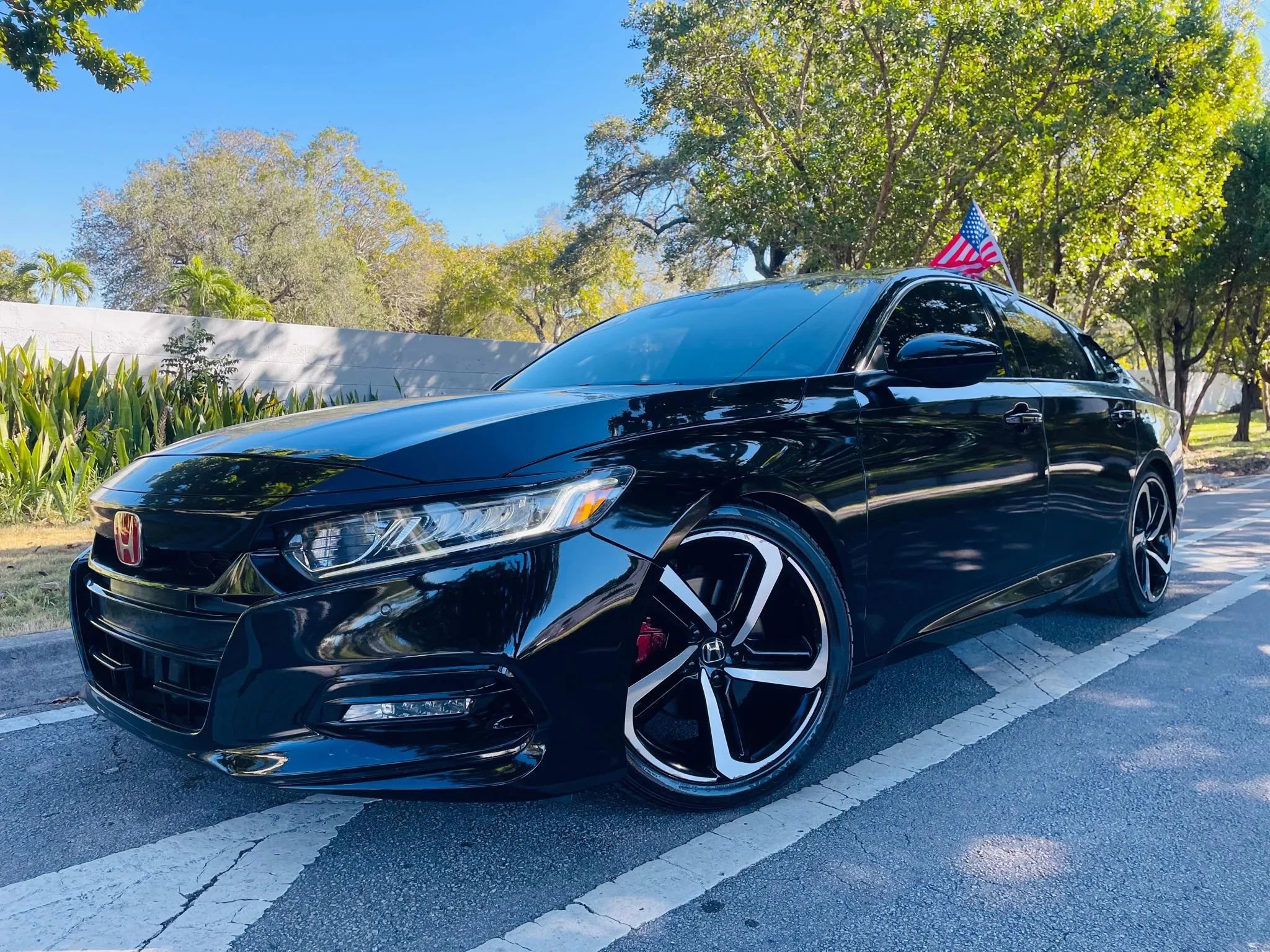 Used 2019 Honda Accord Sport image 1