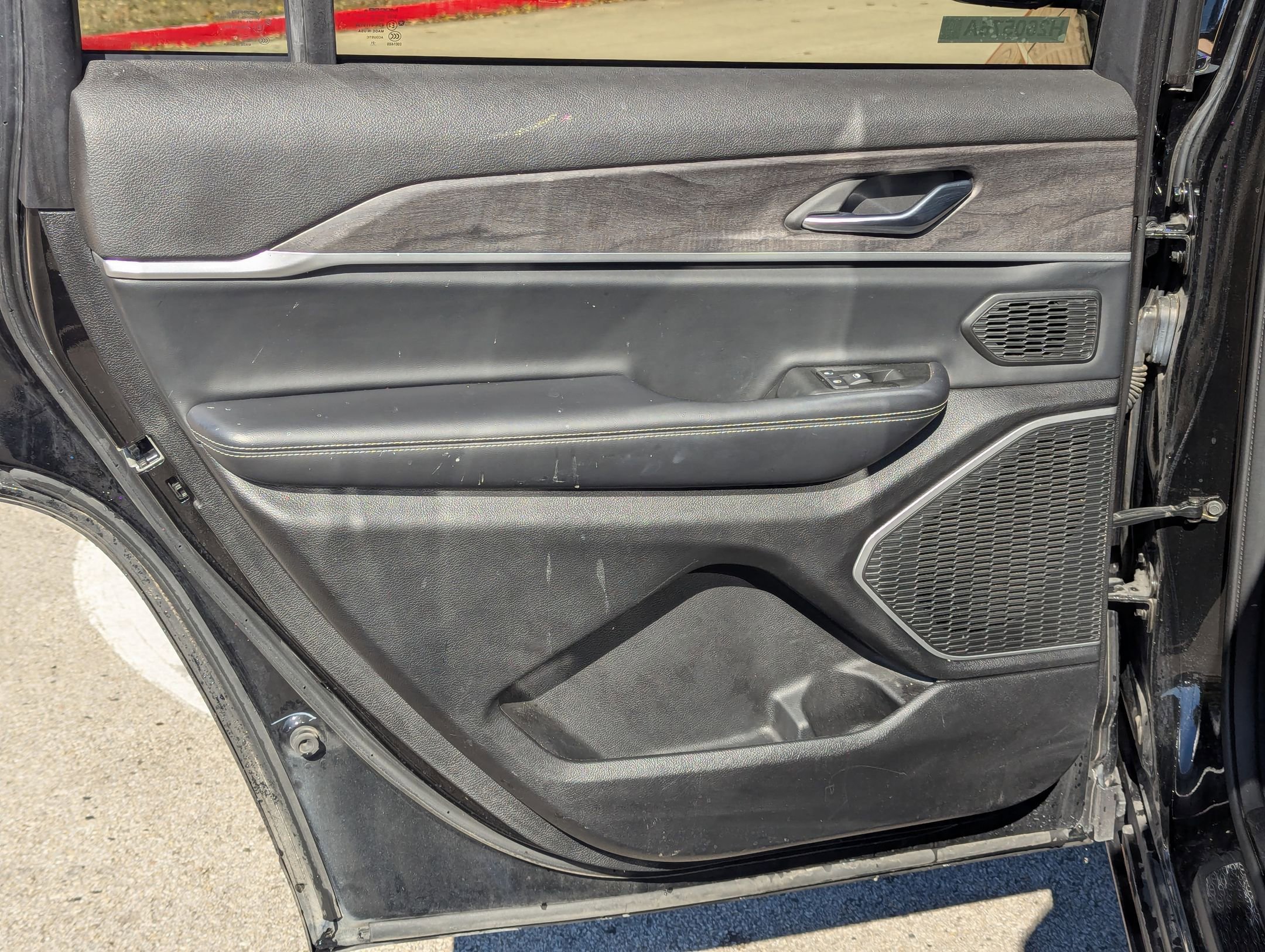 Used 2021 Jeep Grand Cherokee L Limited image 16