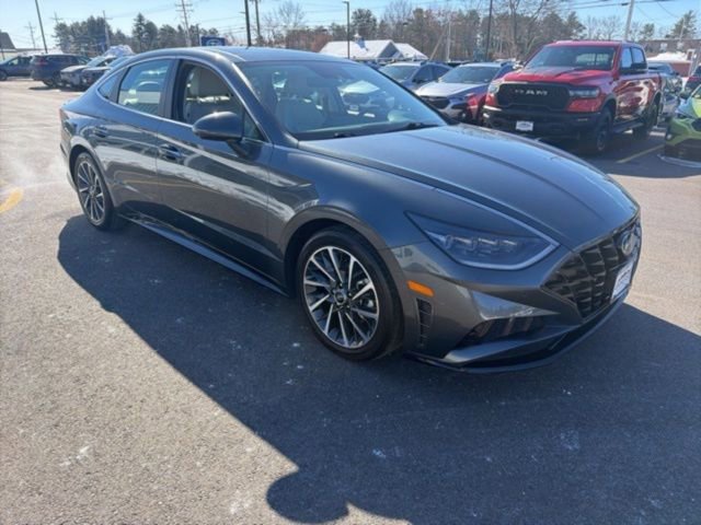 Used 2022 Hyundai Sonata Limited FWD image 3
