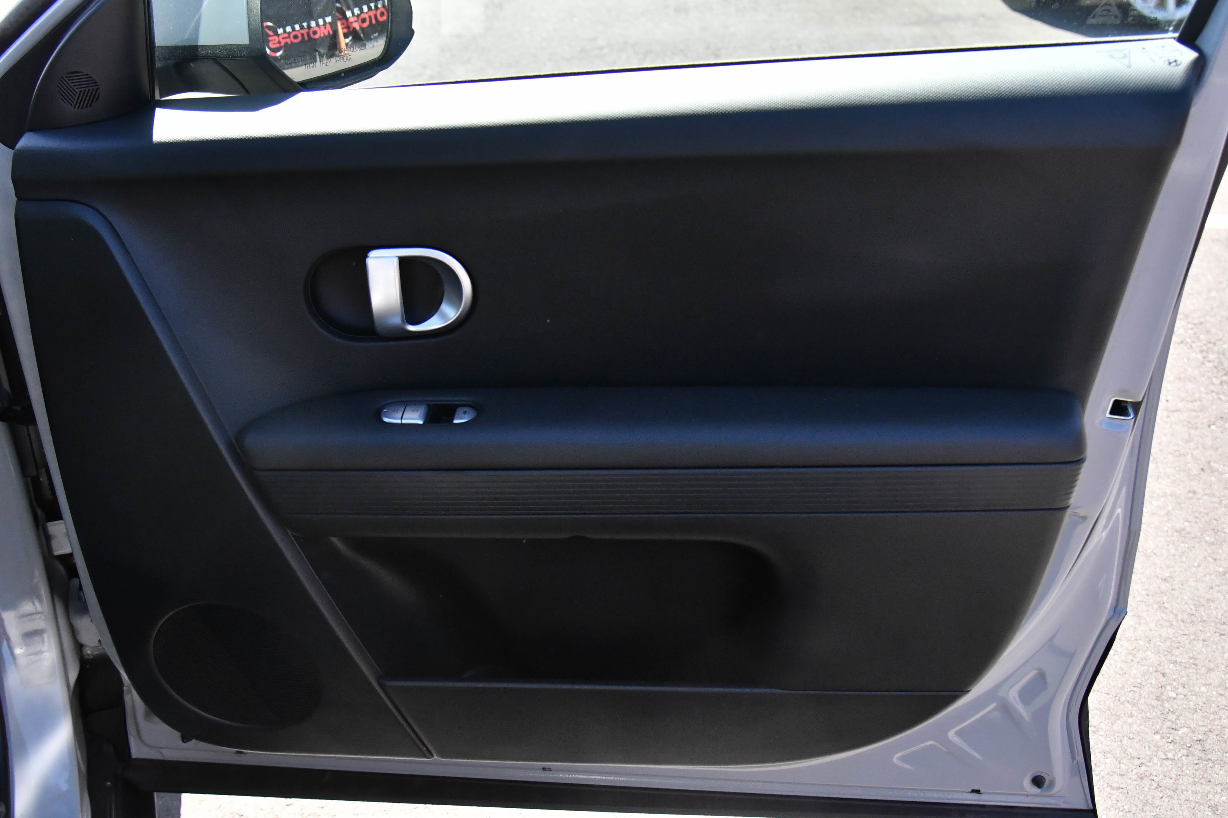 Used 2024 Hyundai Ioniq 5 SEL RWD image 47
