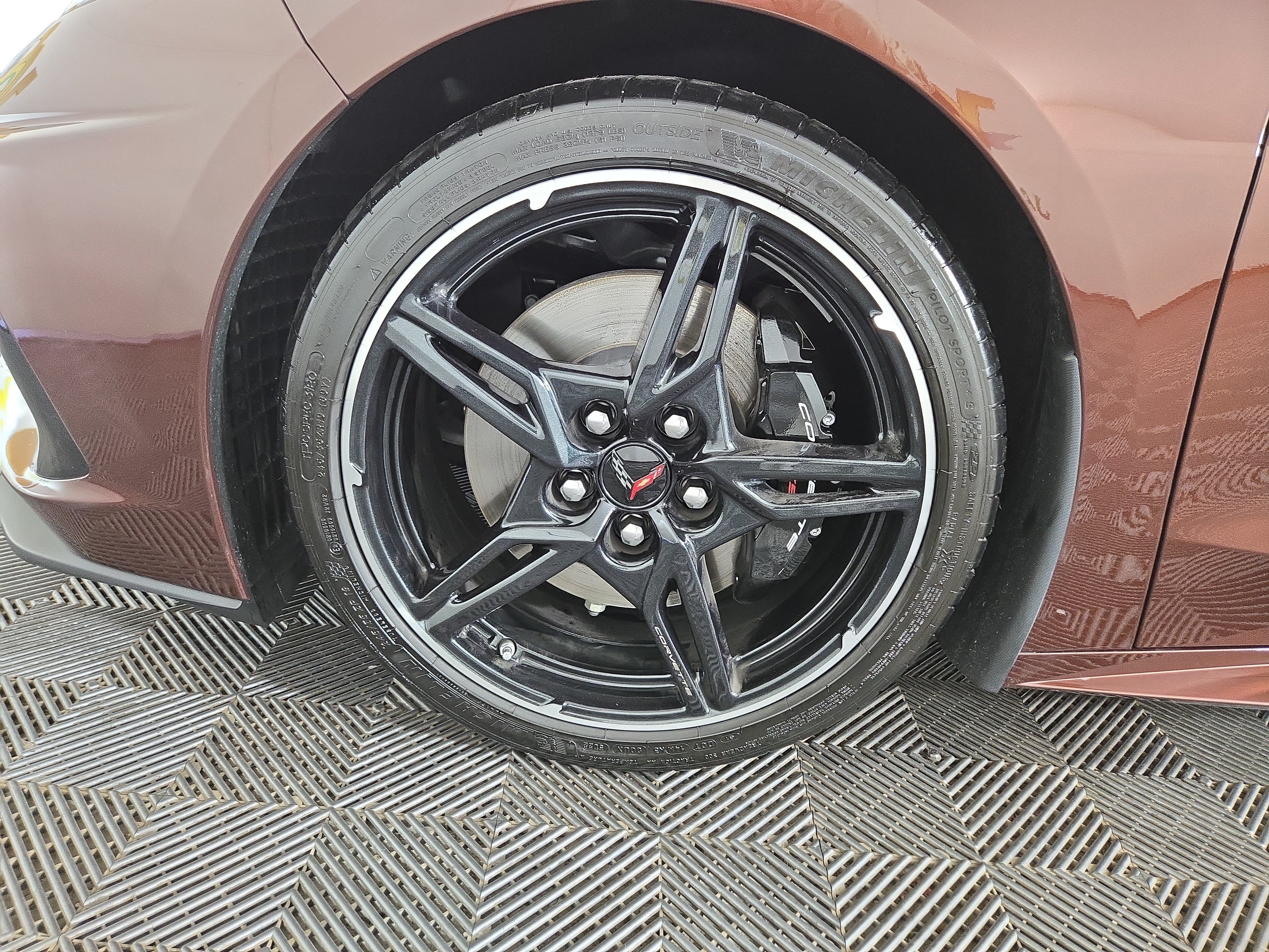 Certified 2023 Chevrolet Corvette Stingray Premium Conv w/ Z51 Performance Package RWD image 32