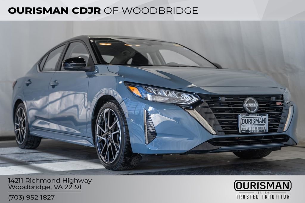 Used 2024 Nissan Sentra SR w/ Lighting Package image 1
