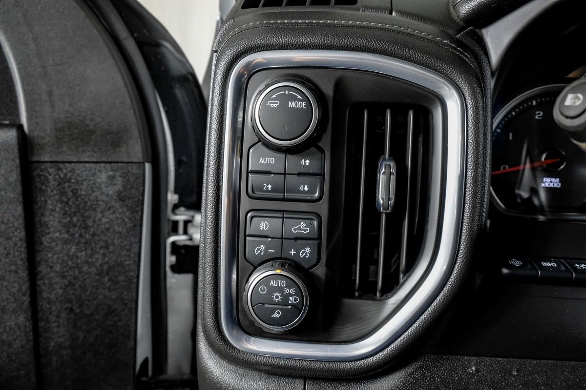 Used 2021 Chevrolet Silverado 3500 High Country w/ Snow Plow Prep/Camper Package image 25