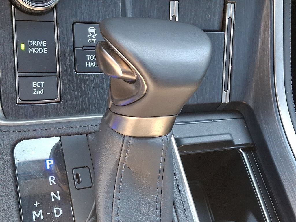 Used 2024 Lexus GX 550 w/ Accessory Package (Z1) AWD/4WD image 16