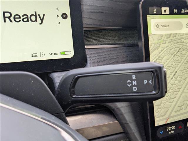 Used 2025 Rivian R1S Adventure image 11