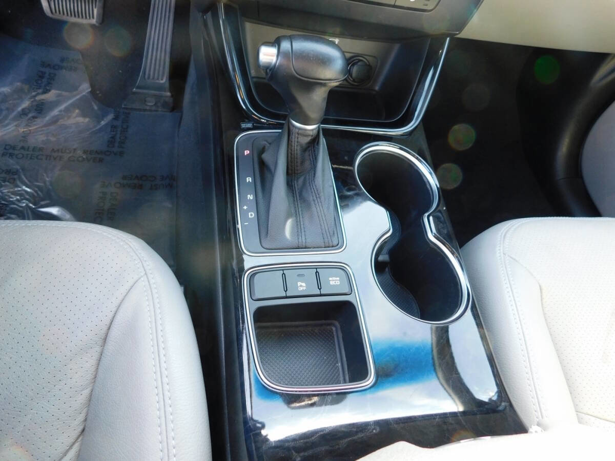 Used 2014 Kia Sorento LX image 17