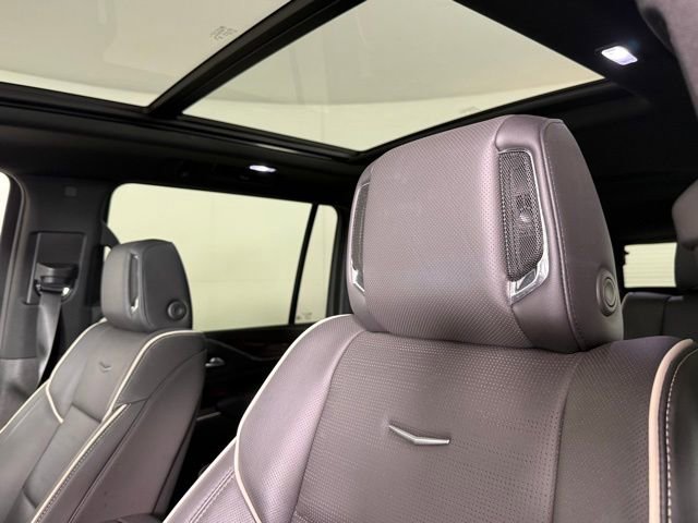 Used 2024 Cadillac Escalade ESV Premium Luxury w/ Performance Package image 11