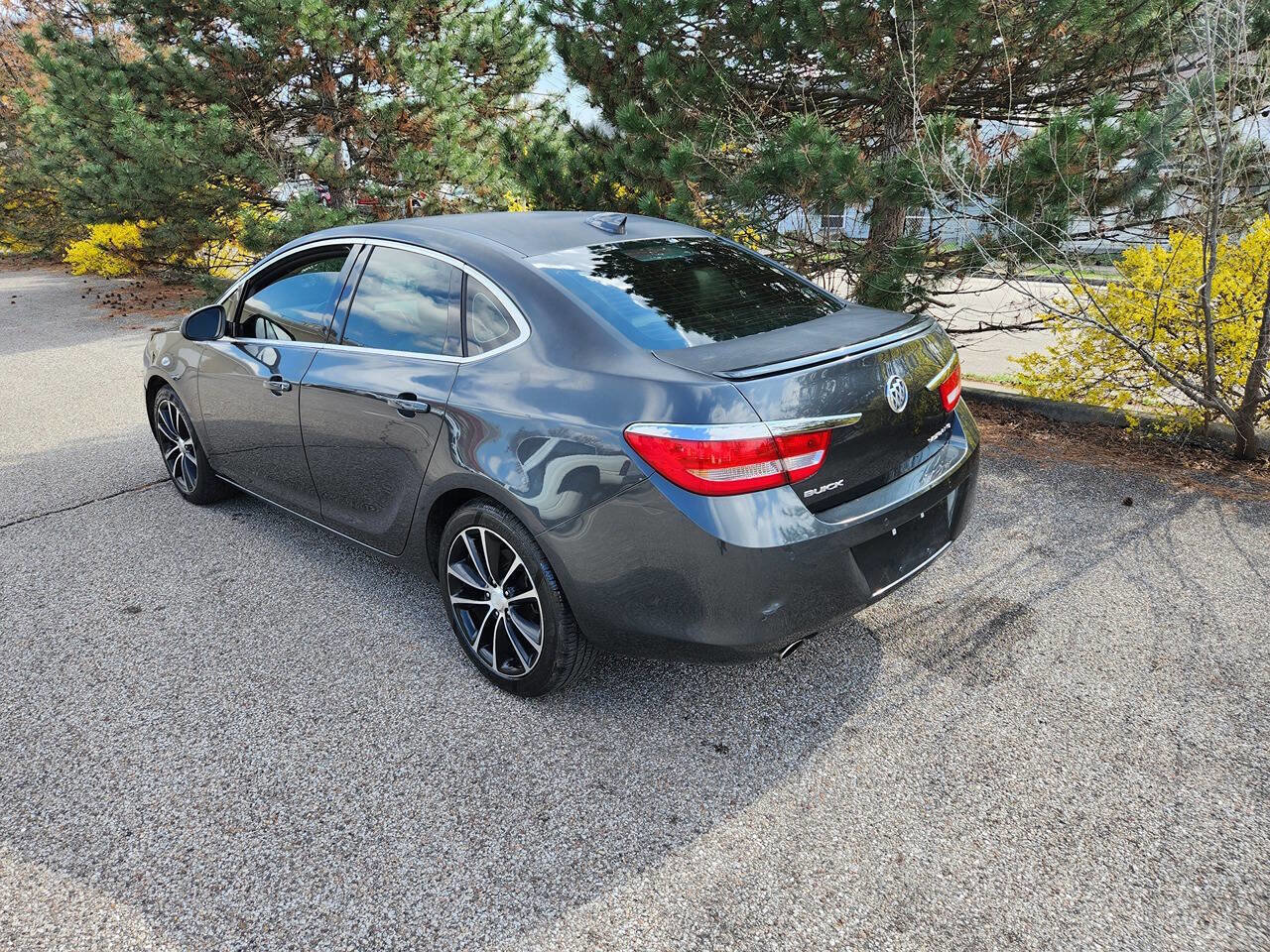 Used 2017 Buick Verano Sport Touring FWD image 25