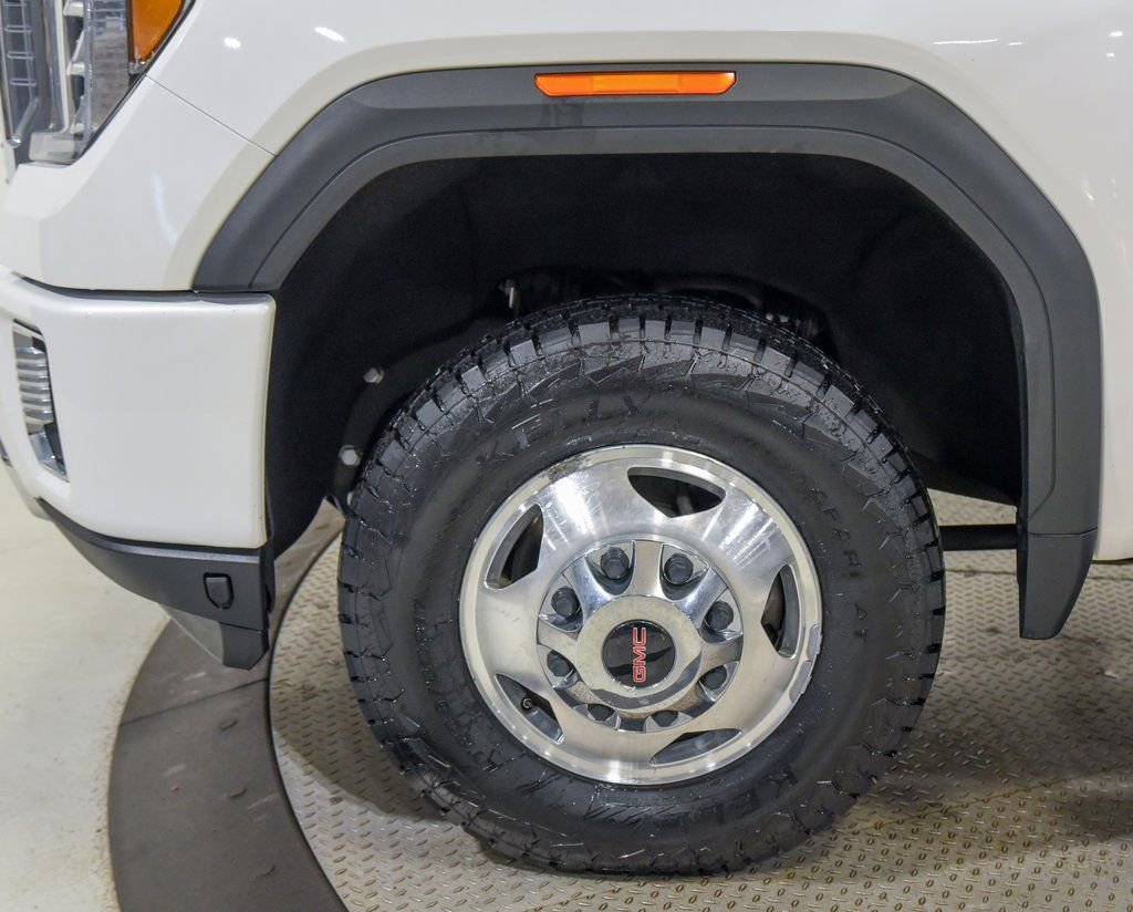 Used 2023 GMC Sierra 3500 Denali w/ Denali Ultimate Package AWD/4WD image 12