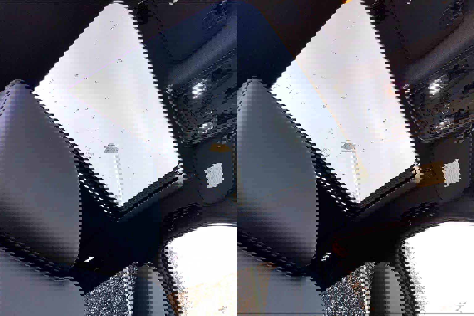 Used 2023 Chevrolet Tahoe Z71 w/ Luxury Package image 13