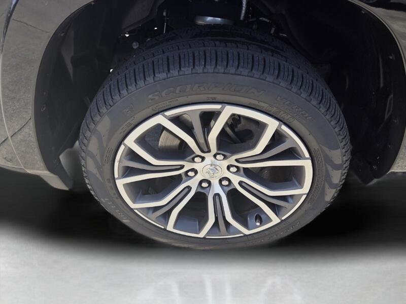 Used 2026 RAM 1500 Tungsten AWD/4WD image 9