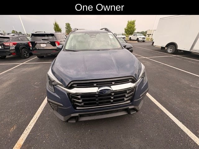 Used 2025 Subaru Ascent Premium AWD/4WD image 2