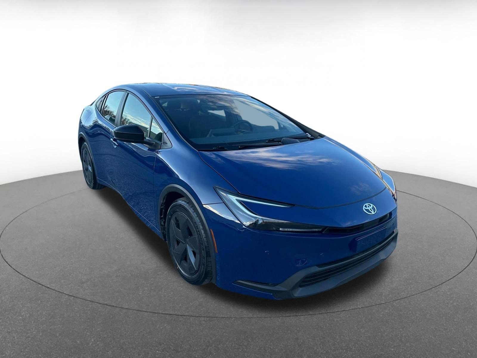 Used 2025 Toyota Prius LE