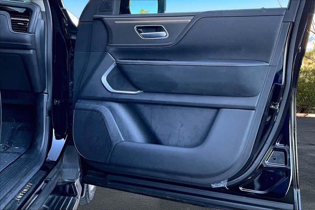 Used 2026 INFINITI QX80 Luxe w/ Cargo Package RWD image 24