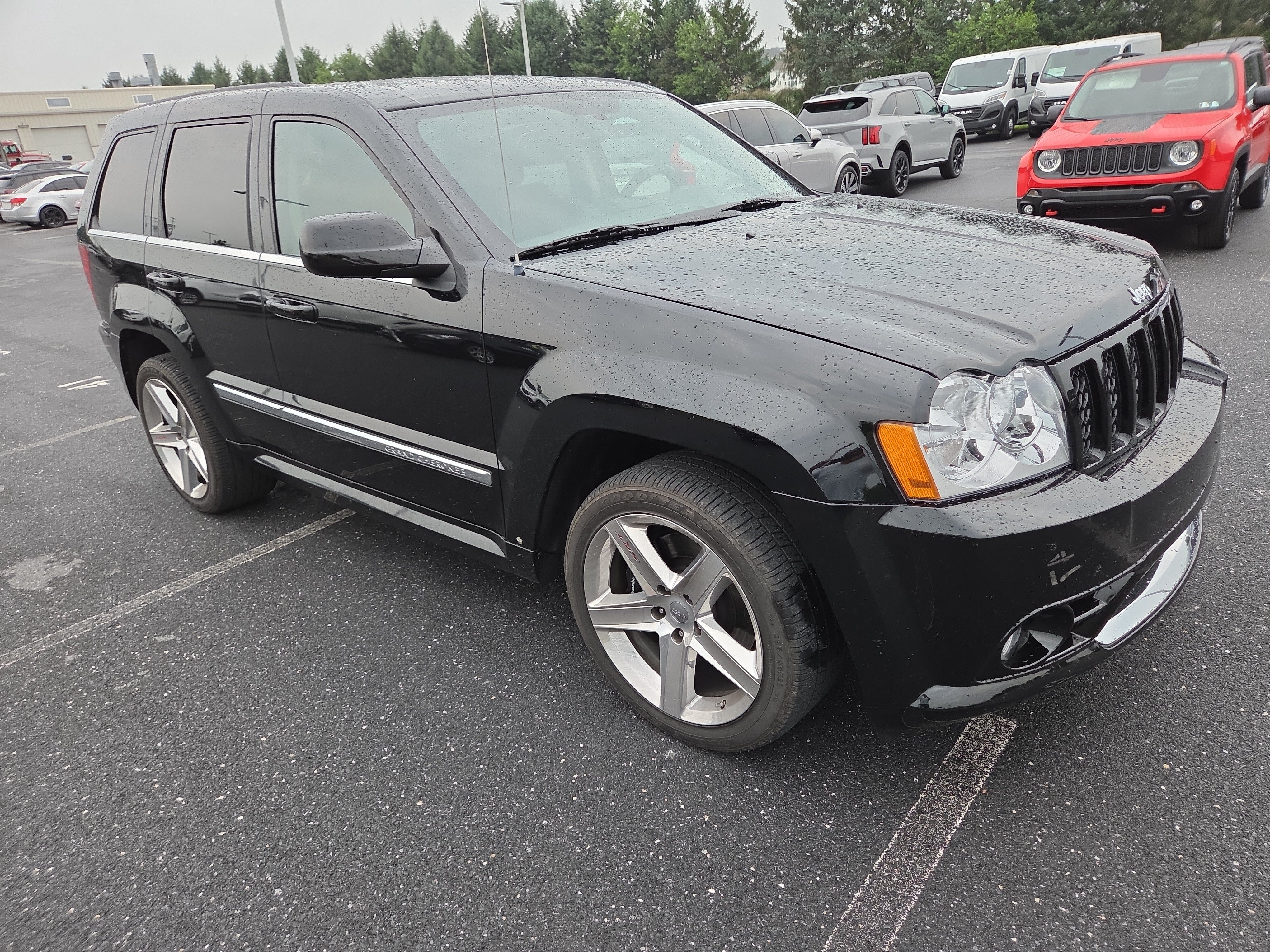 Used 2007 Jeep Grand Cherokee SRT8 w/ SRT Option Group I AWD/4WD image 18
