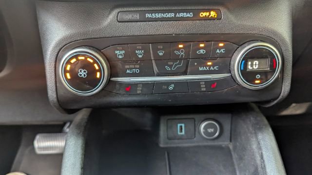 Used 2020 Ford Escape SEL image 34