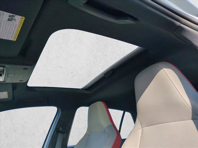Used 2022 Volkswagen GTI SE FWD image 16