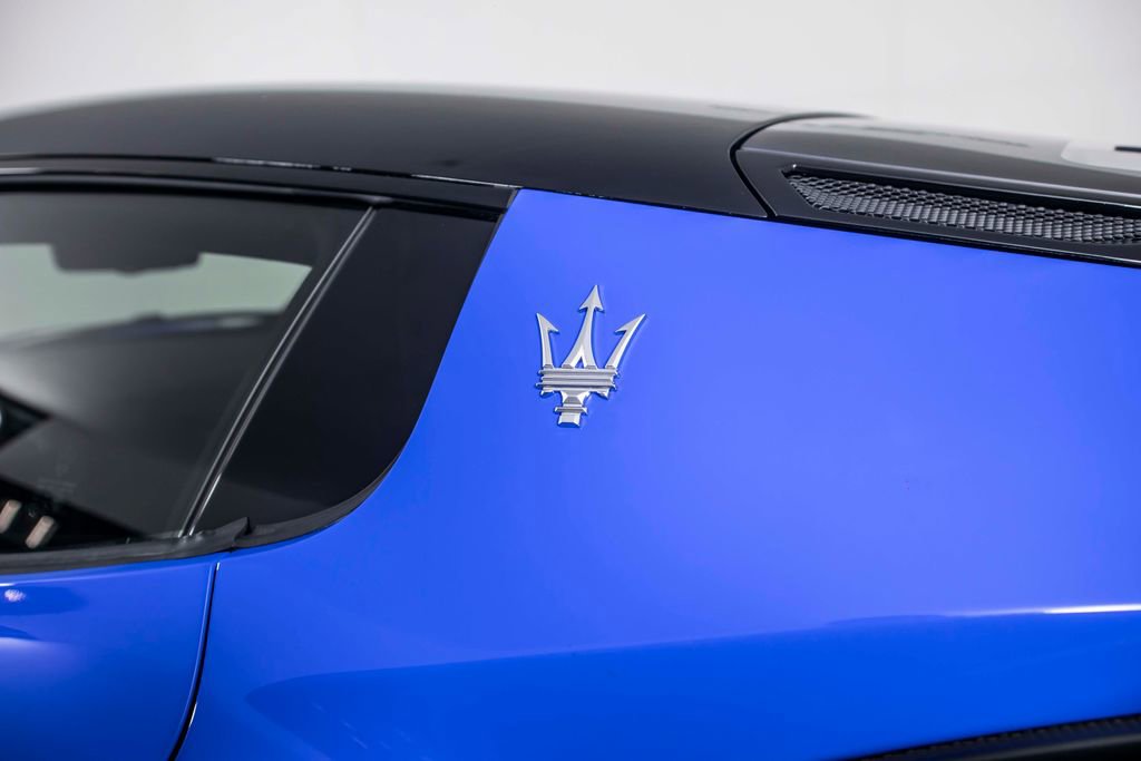 Used 2022 Maserati MC20 Coupe RWD image 13