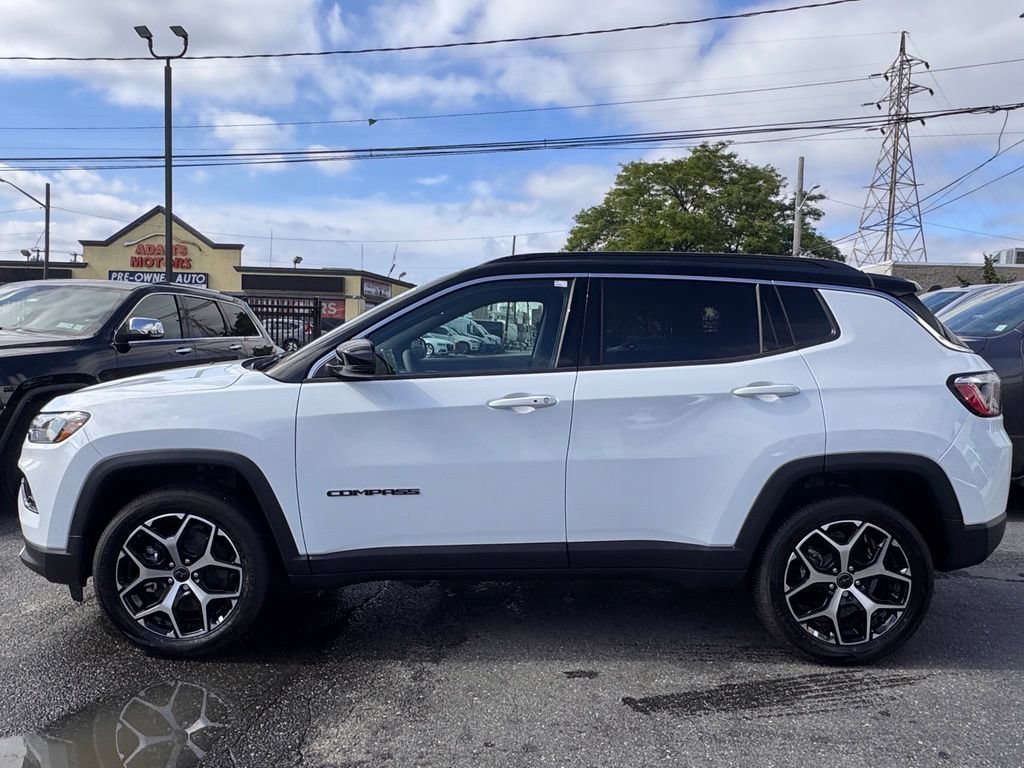 New 2026 Jeep Compass Limited w/ Sun, Sound & Navigation Group AWD/4WD image 4