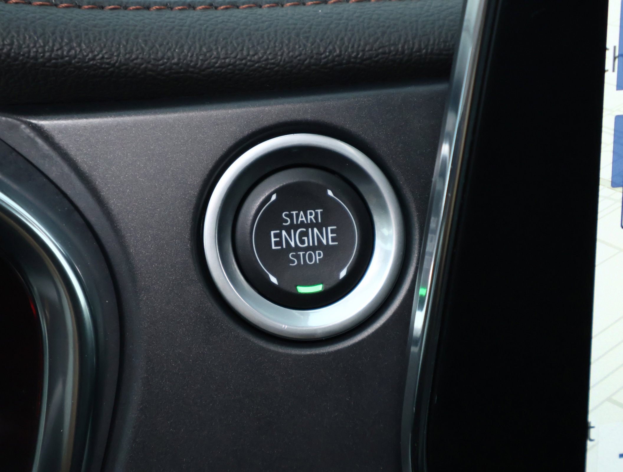 Used 2025 Chevrolet Blazer Premier w/ Driver Confidence II Package AWD/4WD image 19