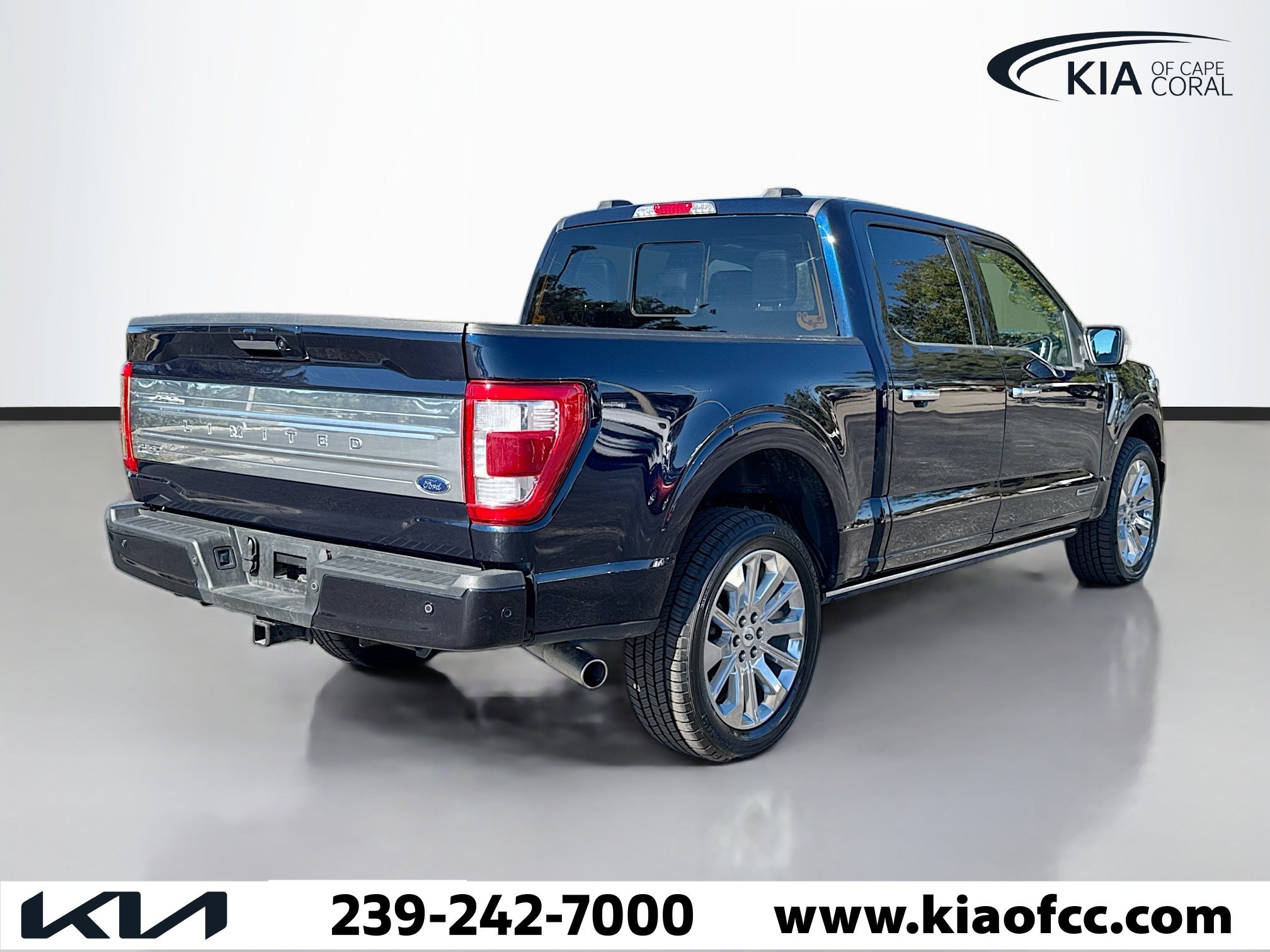 Used 2023 Ford F150 Limited image 5
