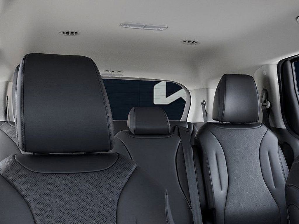 New 2026 Kia Carnival EX image 50