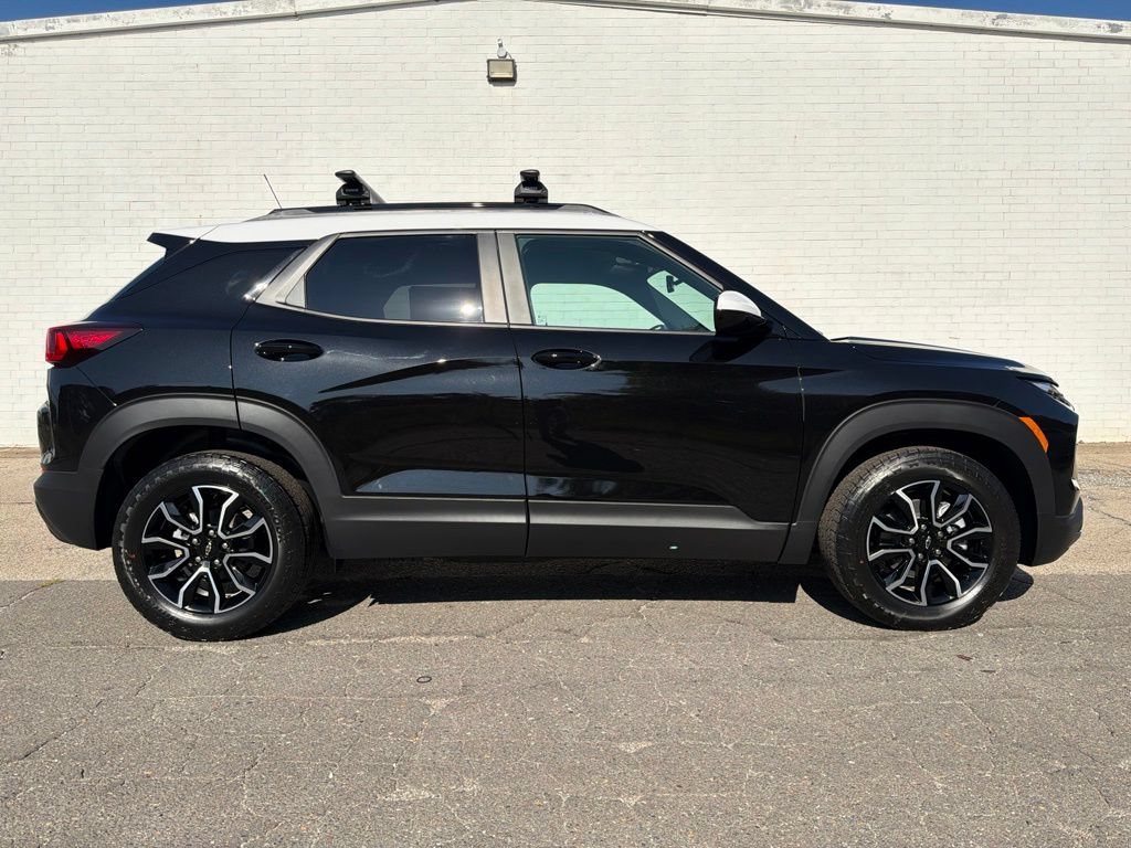 New 2026 Chevrolet TrailBlazer ACTIV w/ Convenience Package FWD image 1