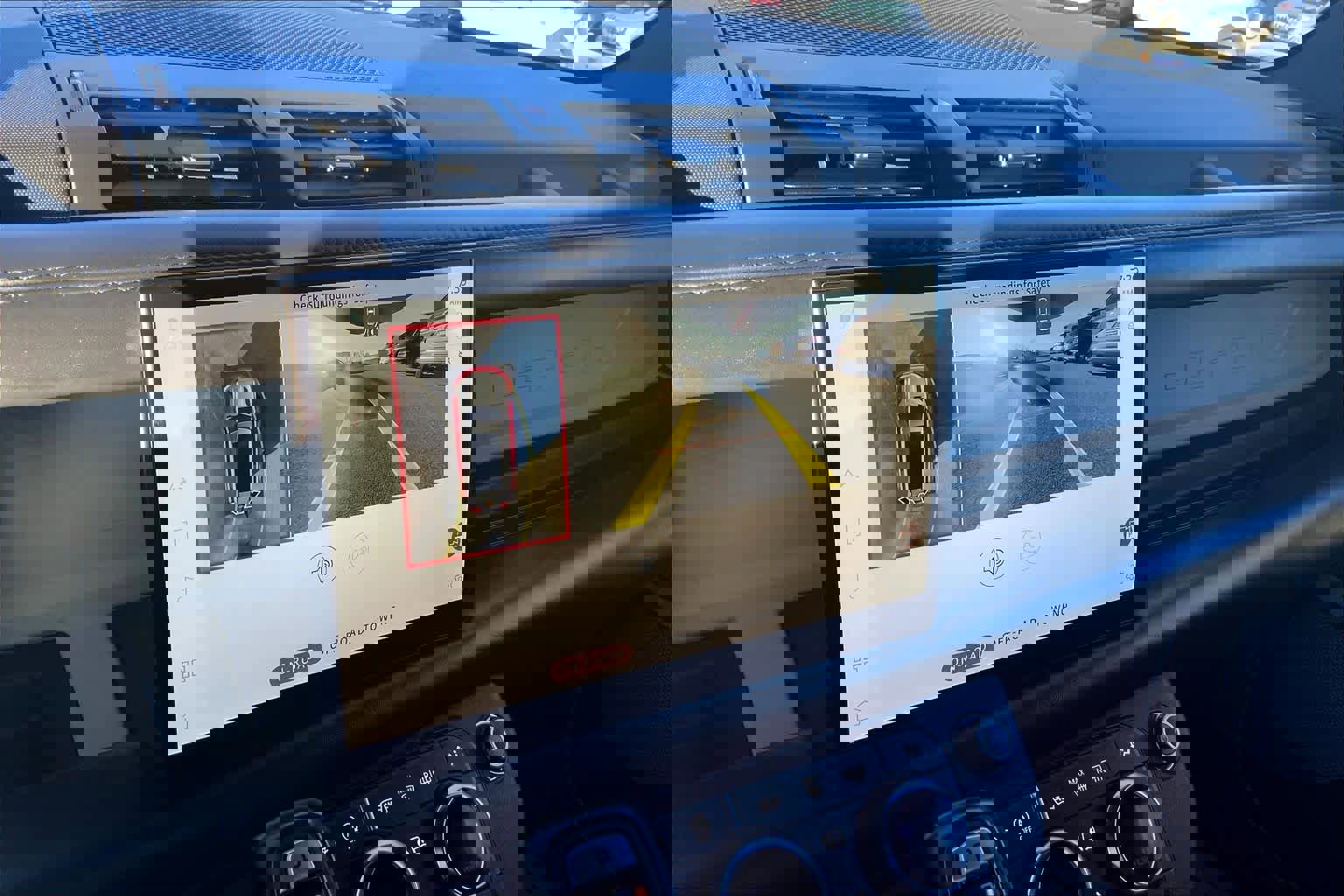 Certified 2023 Land Rover Defender 130 X-Dynamic SE image 55