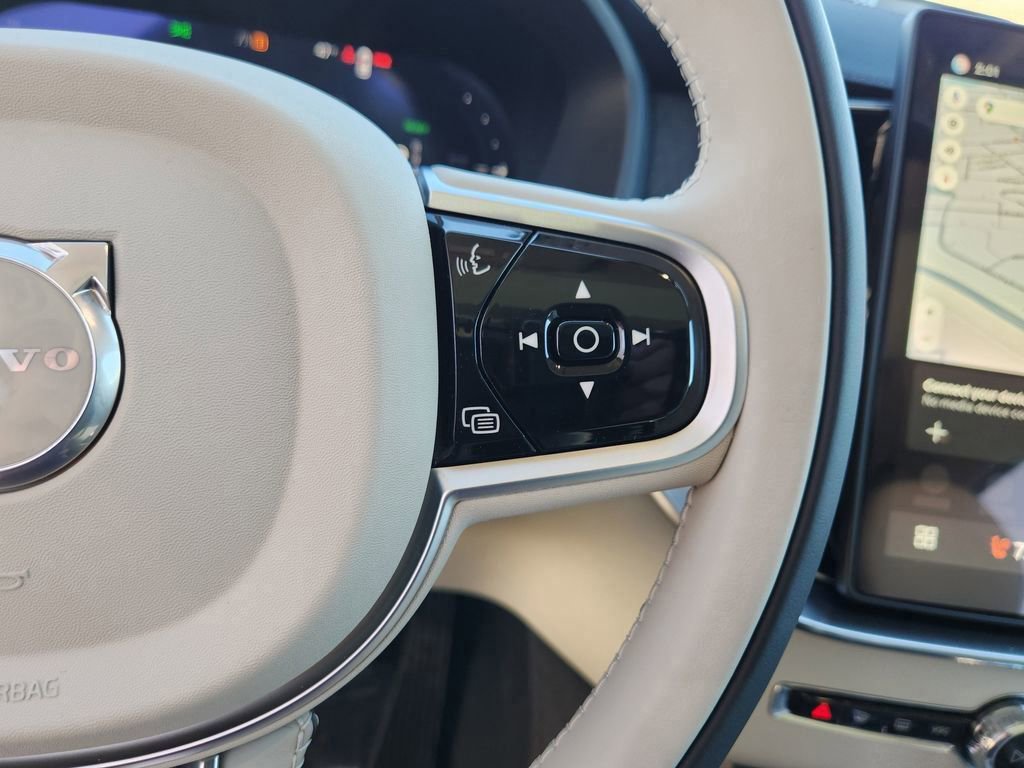 New 2026 Volvo XC90 T8 Ultra w/ Lounge Package image 17