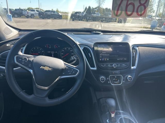 Used 2024 Chevrolet Malibu RS FWD image 8