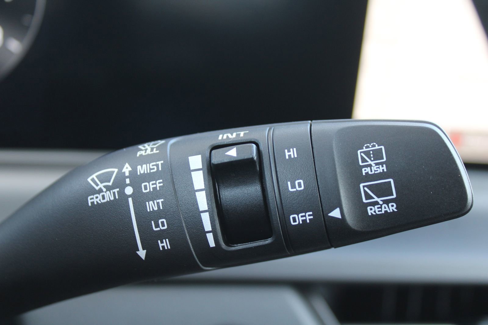 New 2026 Kia Seltos EX FWD image 30