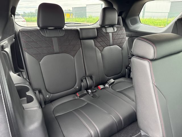 Used 2026 Honda Pilot Black Edition image 14