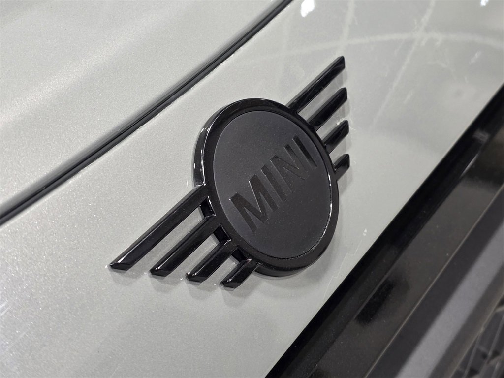 Used 2022 MINI Cooper S w/ Premium Package image 7