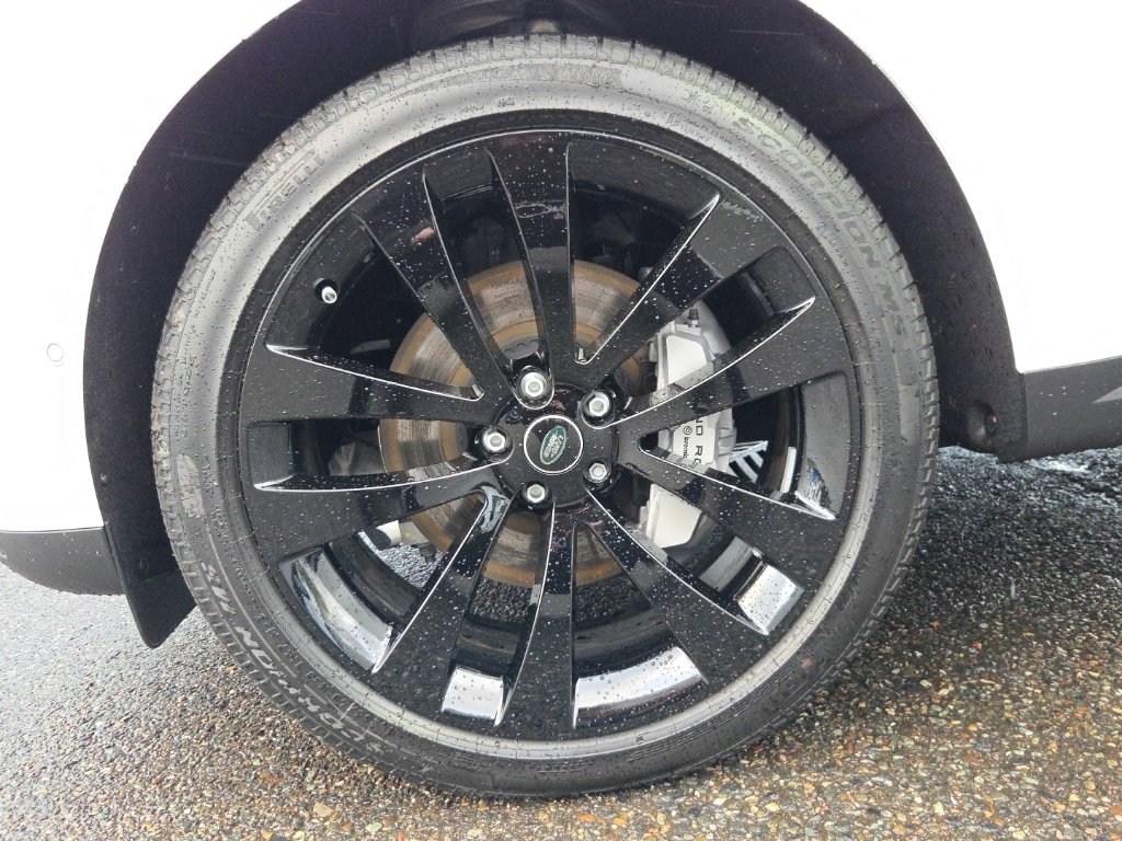 New 2025 Land Rover Range Rover Sport SE image 28