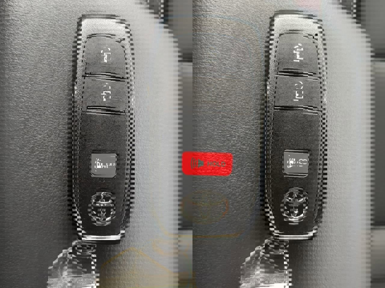 Used 2023 Toyota Prius XLE image 25