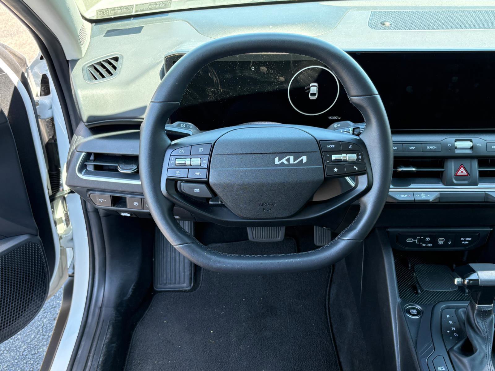 Used 2025 Kia K4 EX image 20